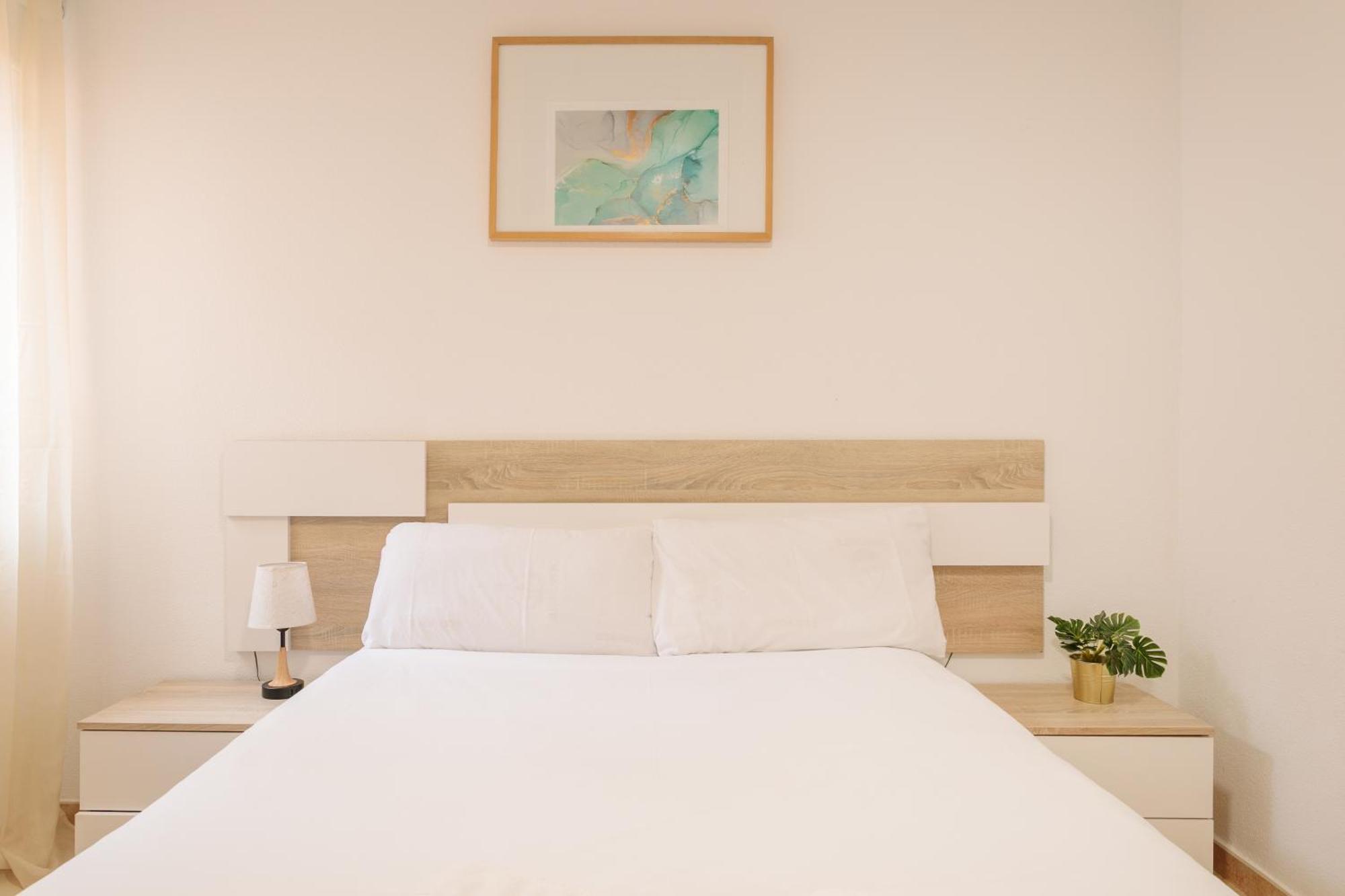 Montefaro Spacious Townhouse - Beach & Pool سانتا بولا المظهر الخارجي الصورة